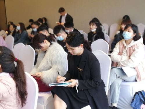把握市場新機會 多家深圳企業共話服飾零售破局